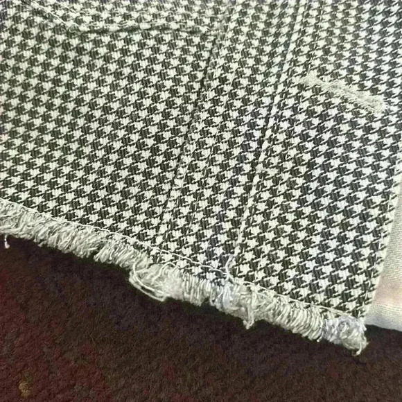 Princess Polly Nixi Cropped Jacket - Picture 8 of 11